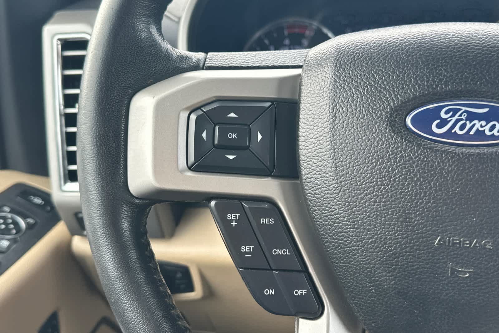 Certified 2017 Ford F250 Lariat w/ Chrome Package AWD/4WD image 25