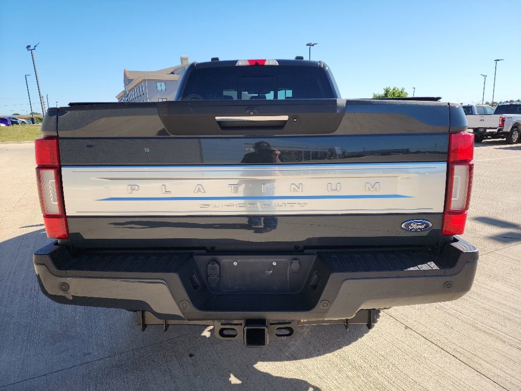 Certified 2021 Ford F350 Platinum w/ Tremor Off-Road Package AWD/4WD image 4