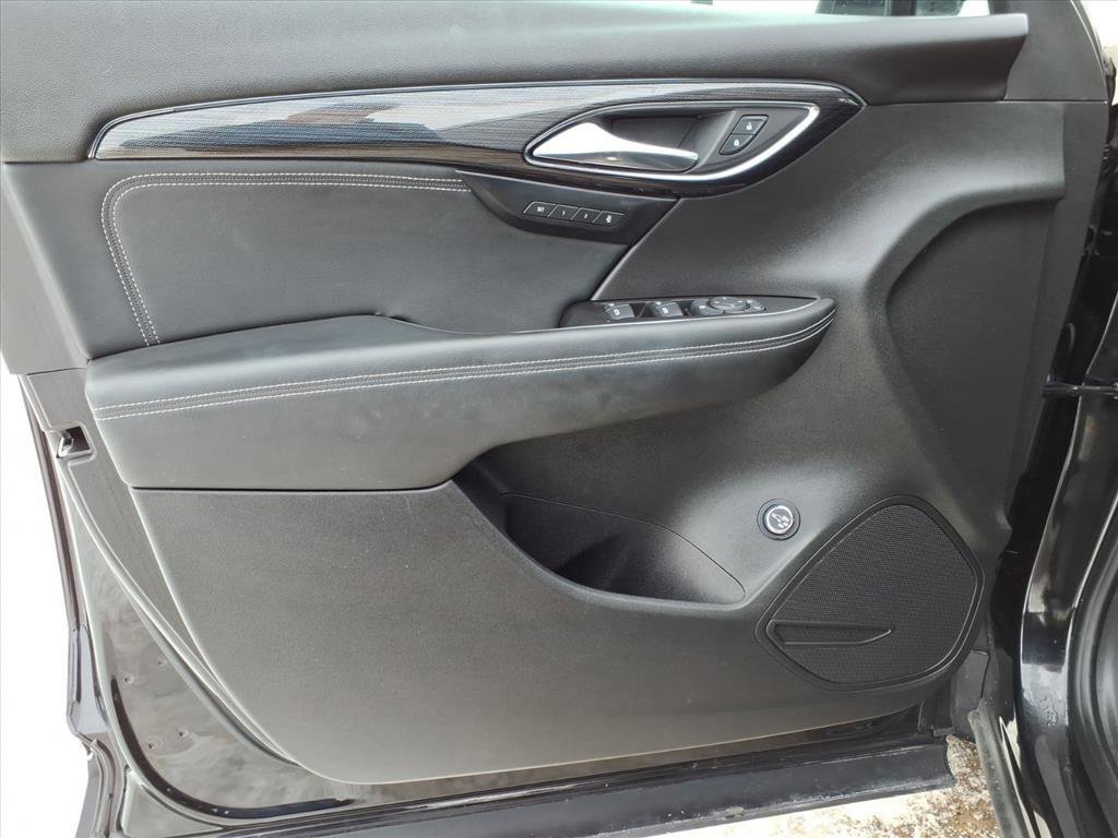 Used 2023 Buick Envision Essence image 12