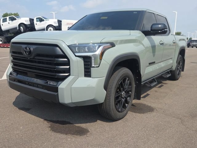 Used 2024 Toyota Tundra Limited AWD/4WD image 2