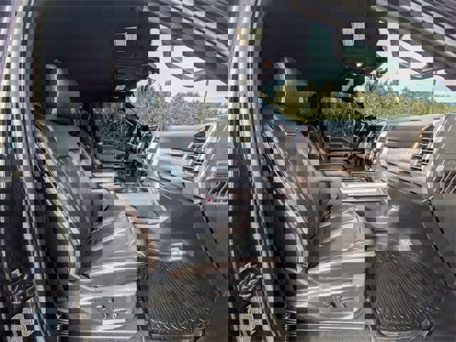 Certified 2020 Ford F350 Platinum w/ FX4 Off-Road Package image 36