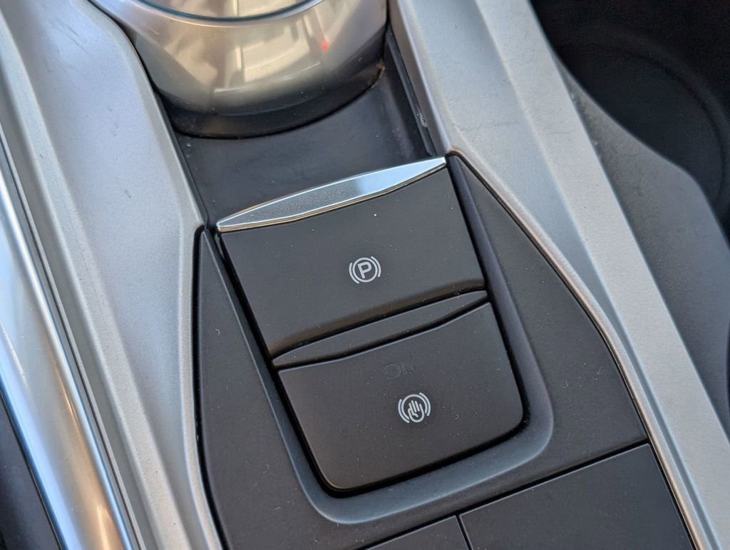 Certified 2021 Ford Explorer XLT w/ Equipment Group 202A image 37