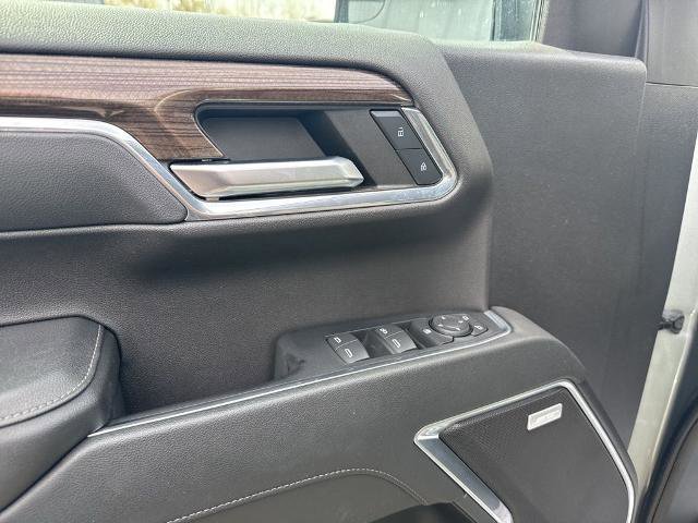 Used 2023 Chevrolet Silverado 1500 RST w/ Convenience Package II AWD/4WD image 12
