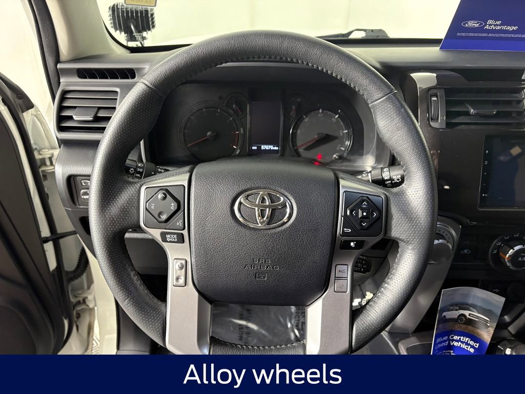Used 2020 Toyota 4Runner Venture AWD/4WD image 15