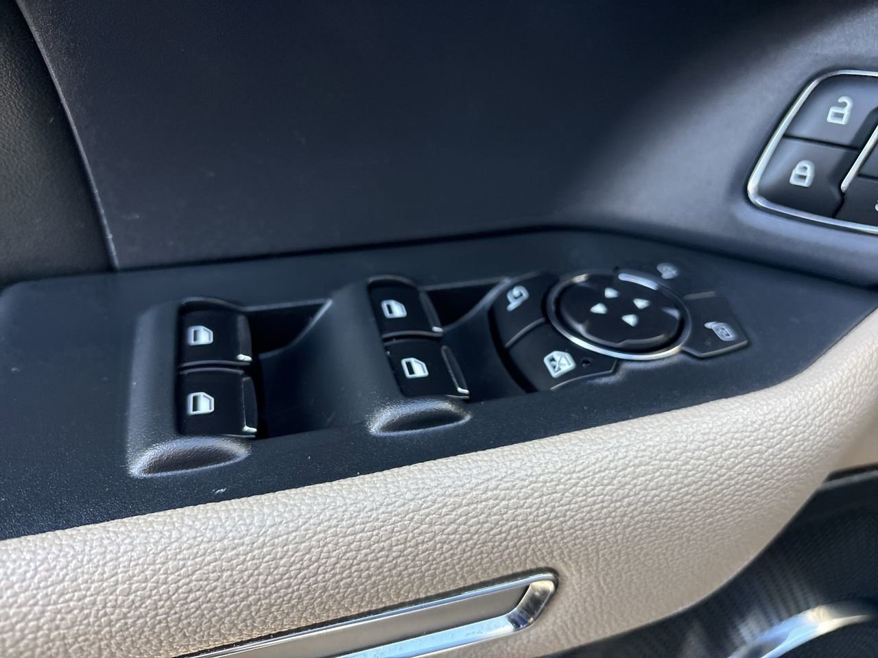 Certified 2022 Ford Expedition Limited image 19