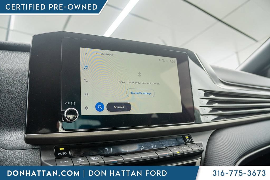 Used 2025 Toyota Camry SE FWD image 7