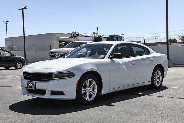 Used 2023 Dodge Charger SXT RWD image 3