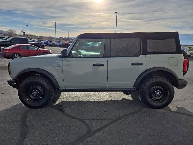 Certified 2021 Ford Bronco Black Diamond image 2