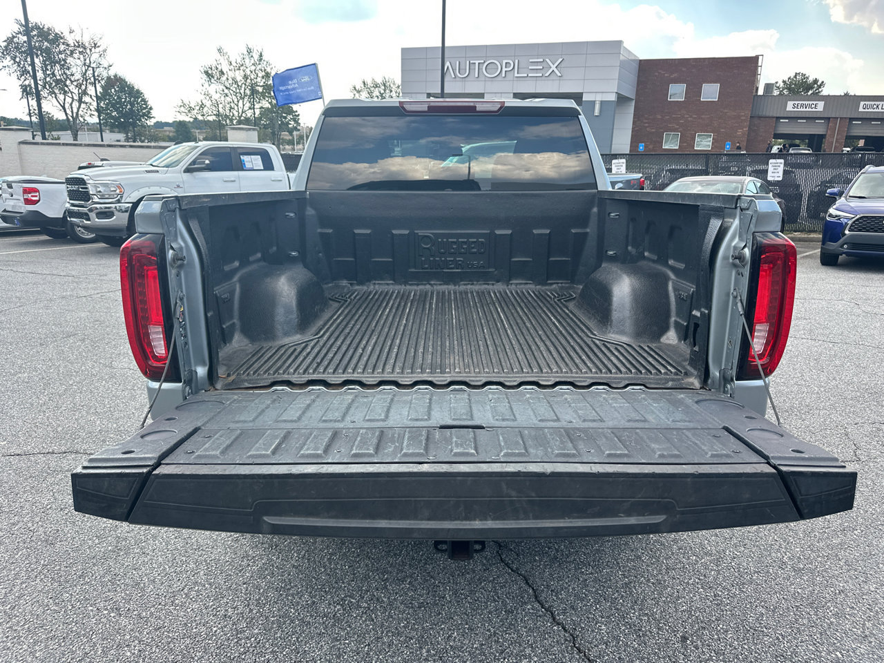 Used 2025 GMC Sierra 1500 SLT AWD/4WD image 20