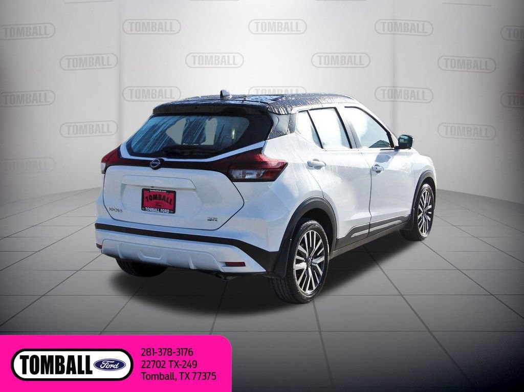 Used 2023 Nissan Kicks SR w/ SR Premium Package image 7