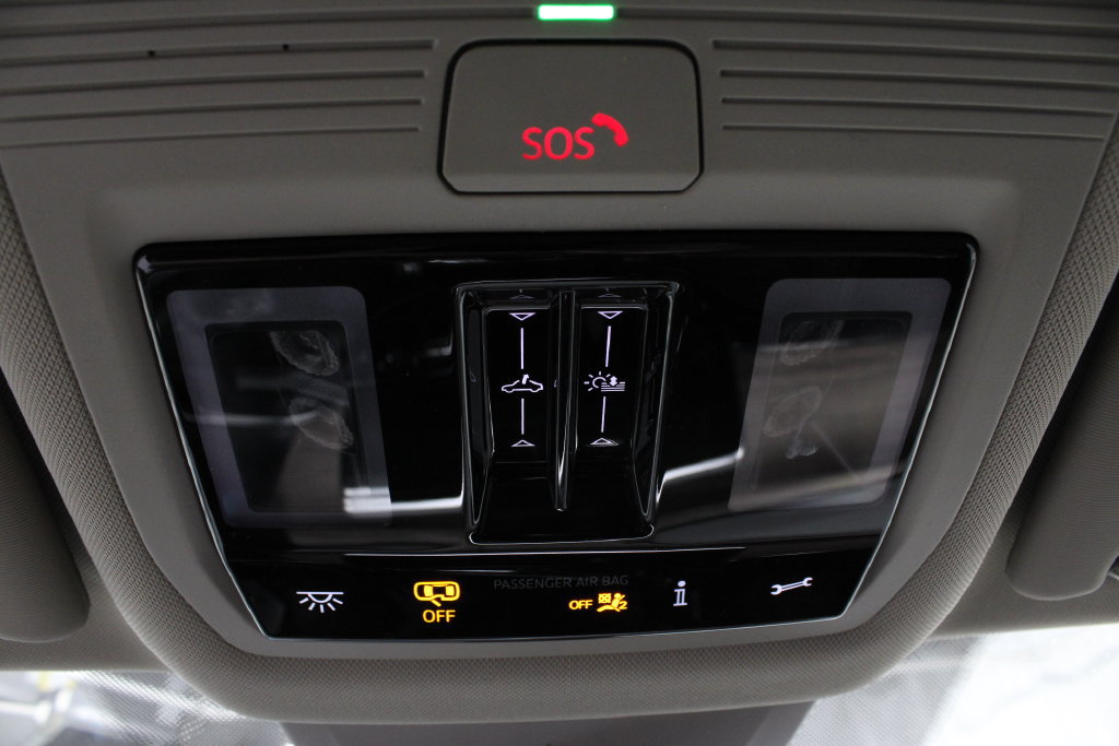 Used 2024 Volkswagen Atlas SEL Premium R-Line AWD/4WD image 36
