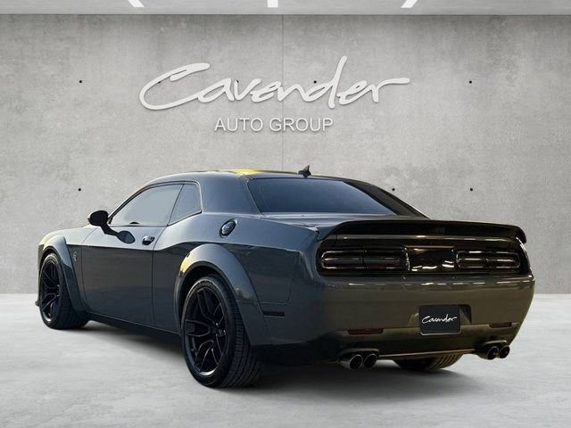 Used 2019 Dodge Challenger SRT Hellcat image 3
