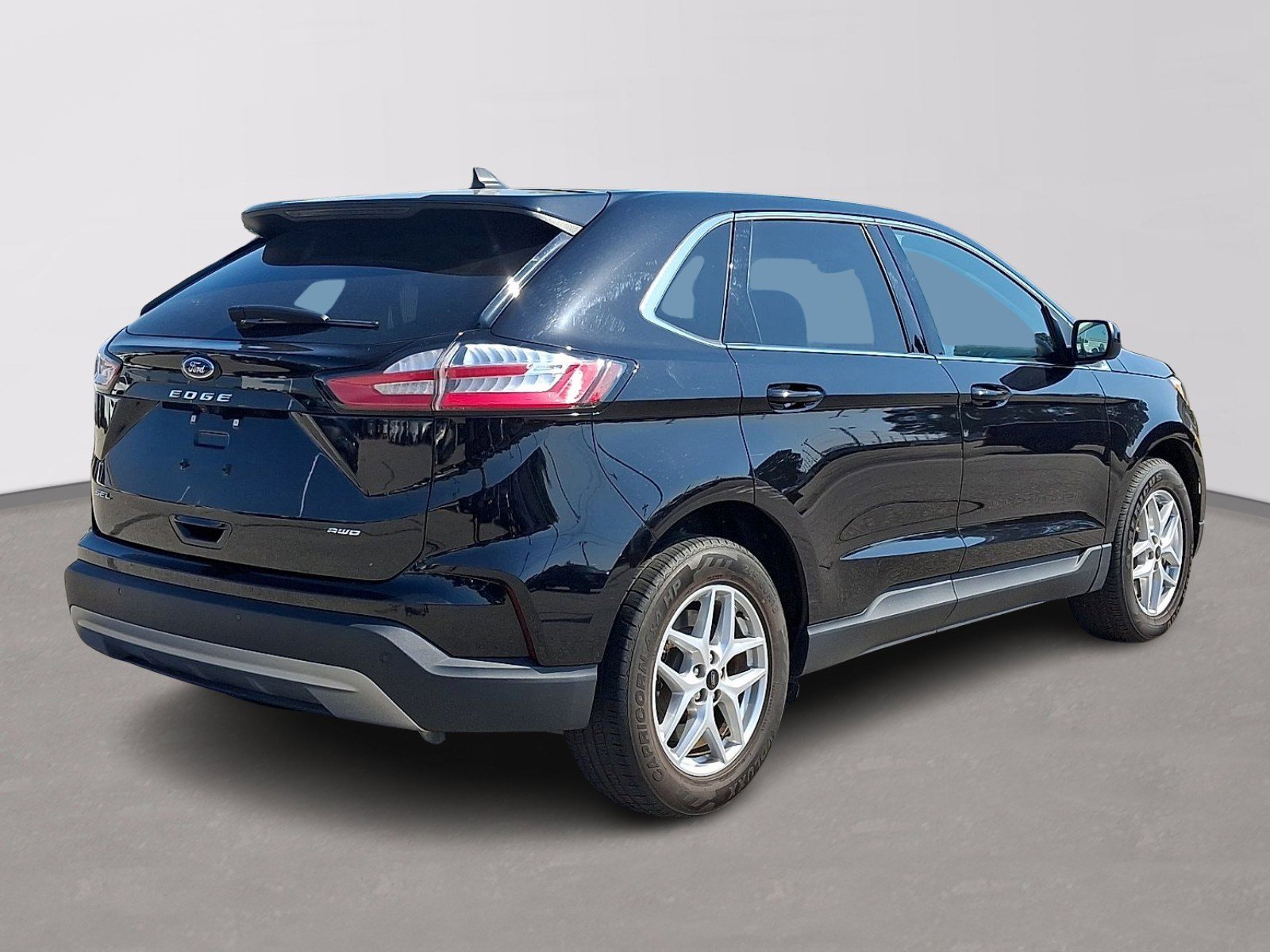 Certified 2024 Ford Edge SEL AWD/4WD image 6