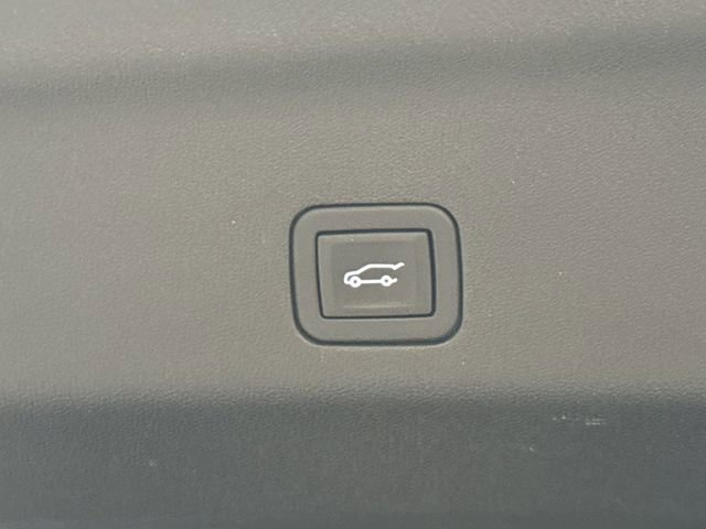 Used 2024 Chevrolet Tahoe LT image 37