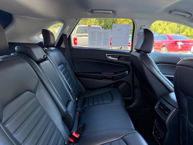 Certified 2024 Ford Edge SEL w/ Convenience Package AWD/4WD image 8