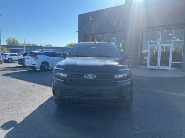 Certified 2022 Ford Expedition Max Limited w/ Equipment Group 304A image 8