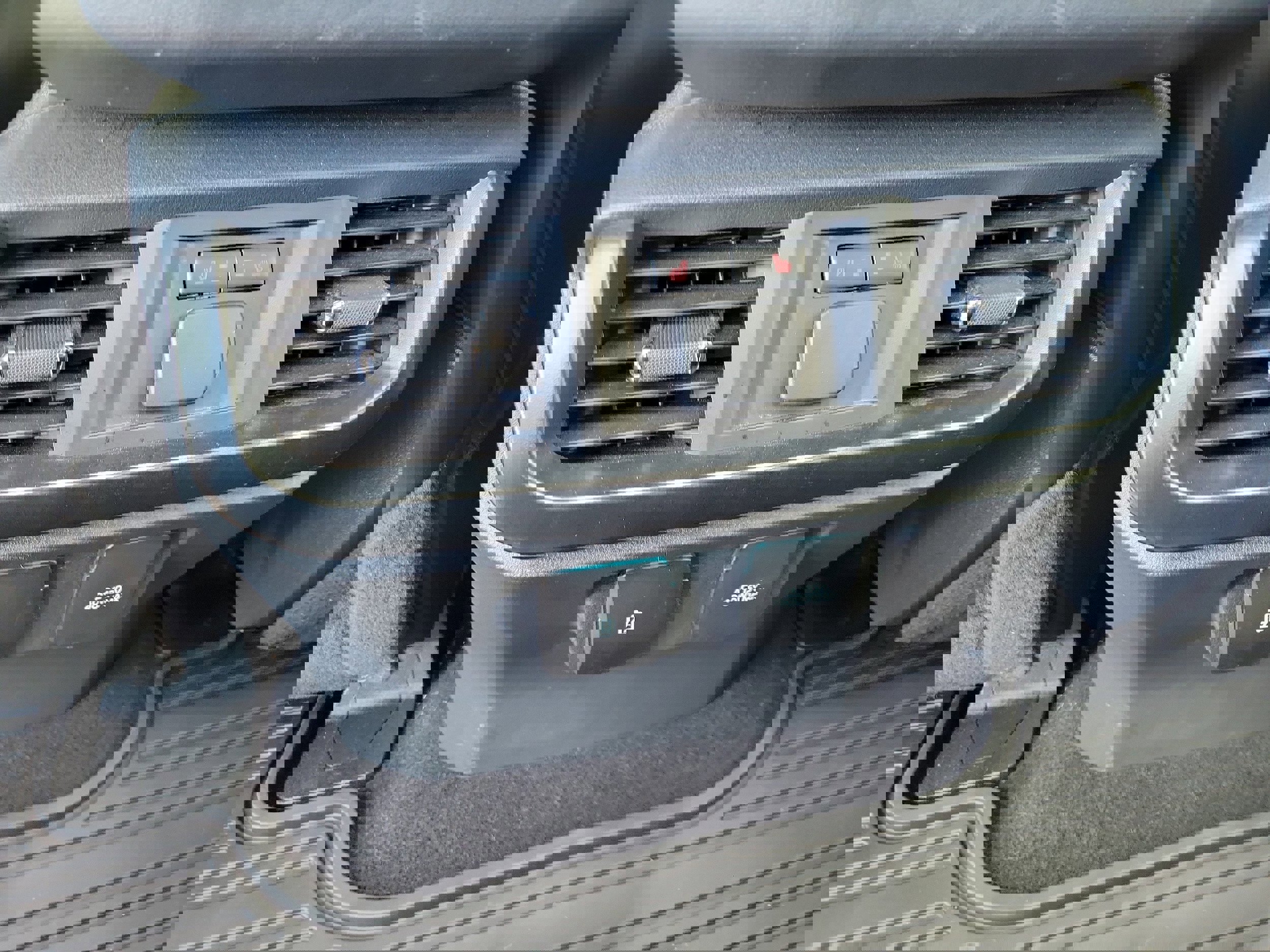 Certified 2023 Ford F150 Raptor w/ Raptor 37 Performance Package image 14