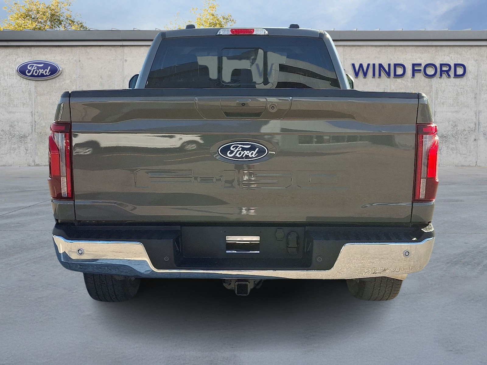 Certified 2025 Ford F150 Lariat w/ Equipment Group 501A Mid AWD/4WD image 5