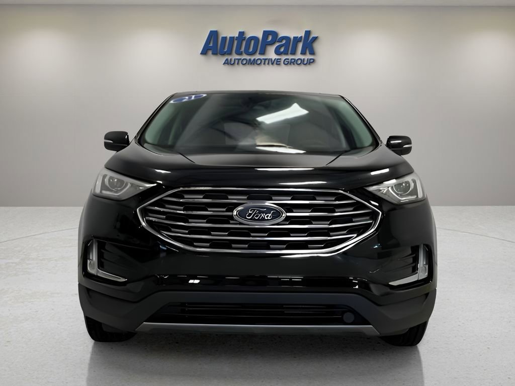 Certified 2021 Ford Edge Titanium w/ Canadian Touring Package AWD/4WD image 2