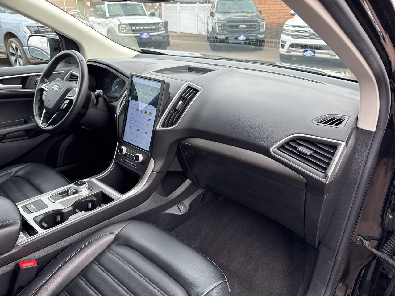 Certified 2024 Ford Edge SEL AWD/4WD image 19