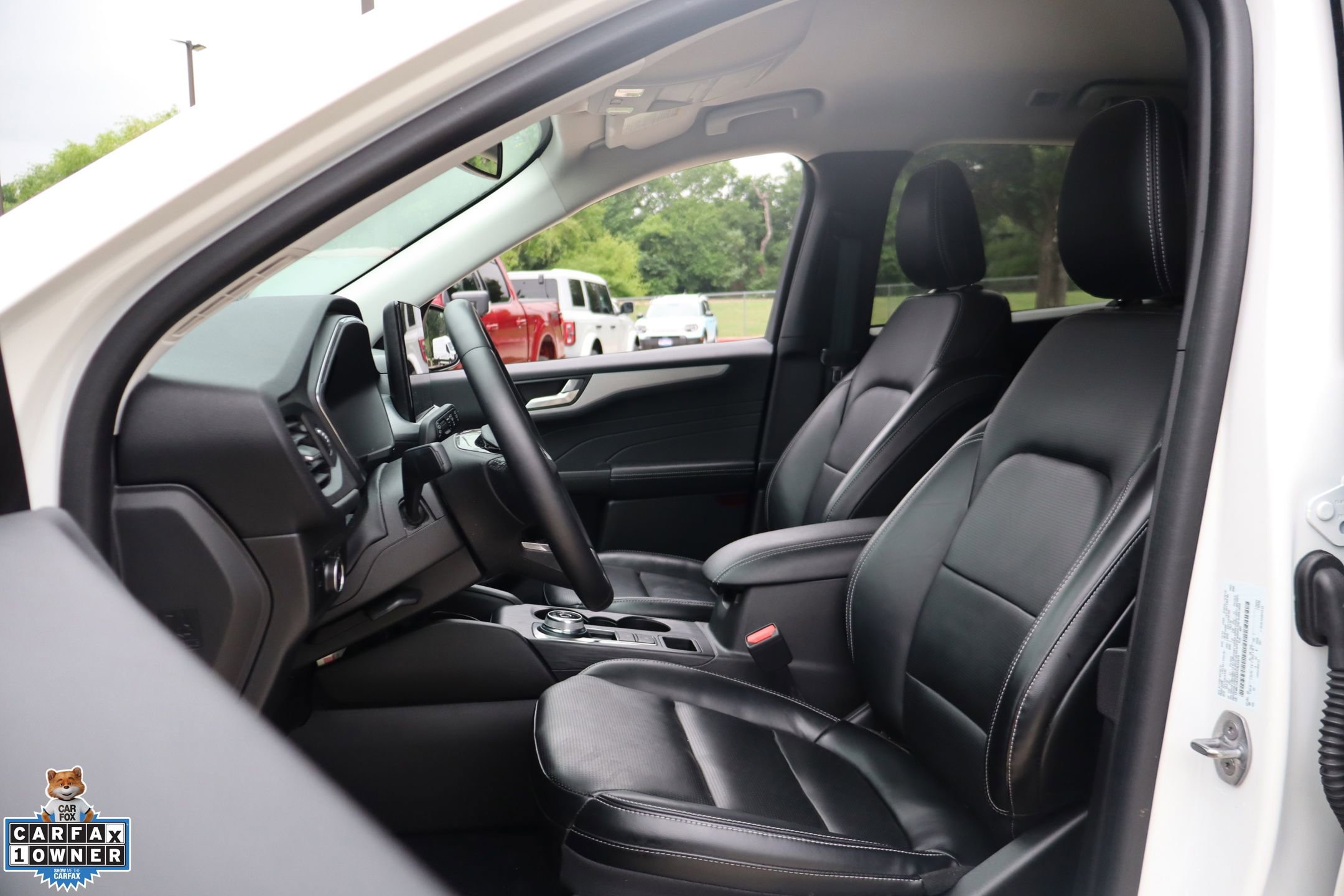 Certified 2023 Ford Escape Platinum AWD/4WD image 11