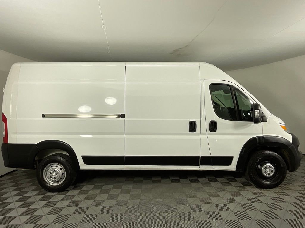 Used 2023 RAM ProMaster 3500 FWD image 2