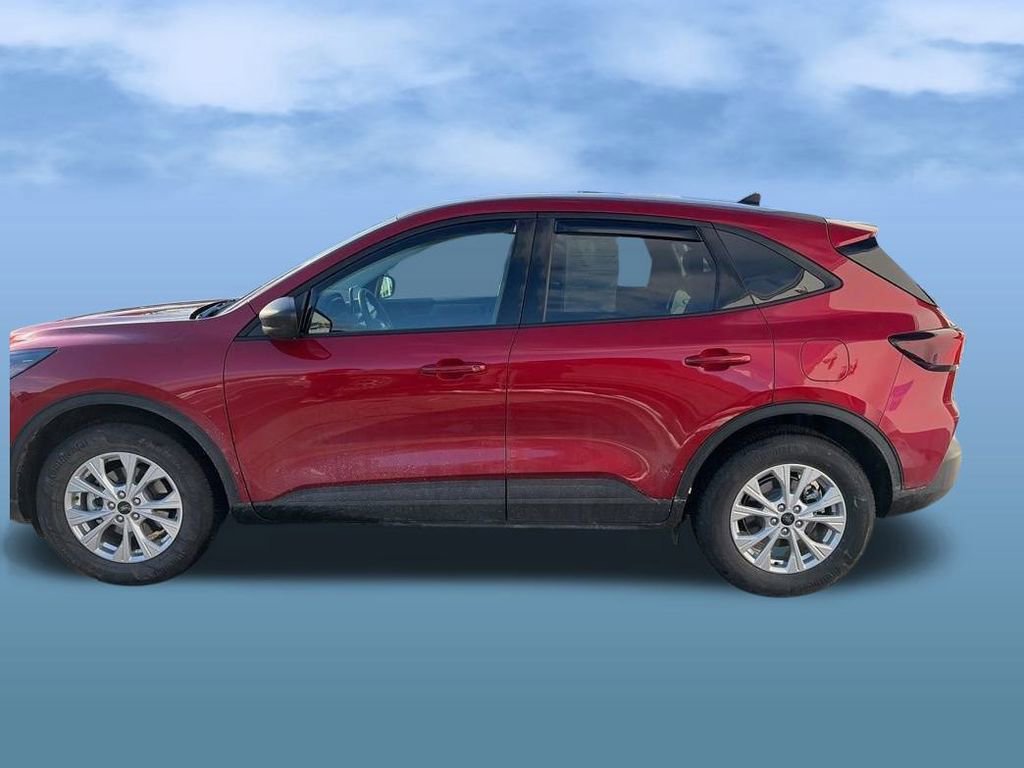 Certified 2025 Ford Escape Active w/ Cold Weather Package image 2