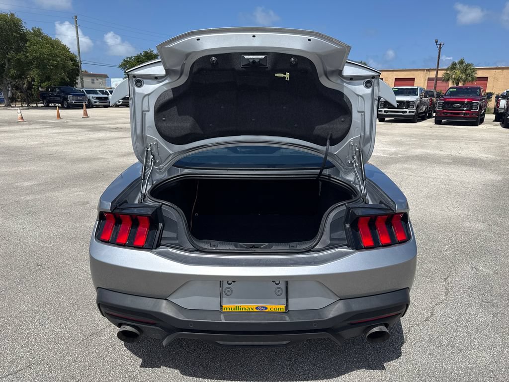 Certified 2024 Ford Mustang GT RWD image 24