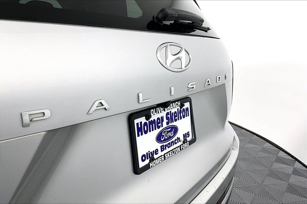 Used 2023 Hyundai Palisade SEL FWD image 14