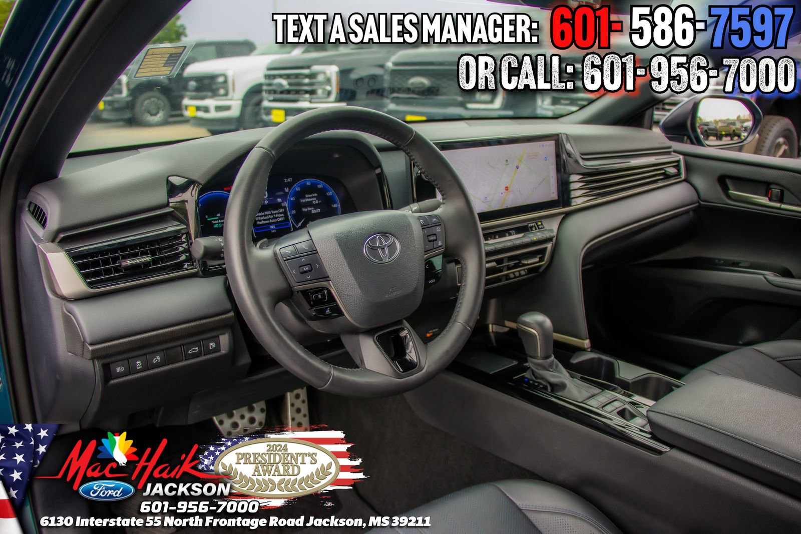 Used 2025 Toyota Camry XSE FWD image 7