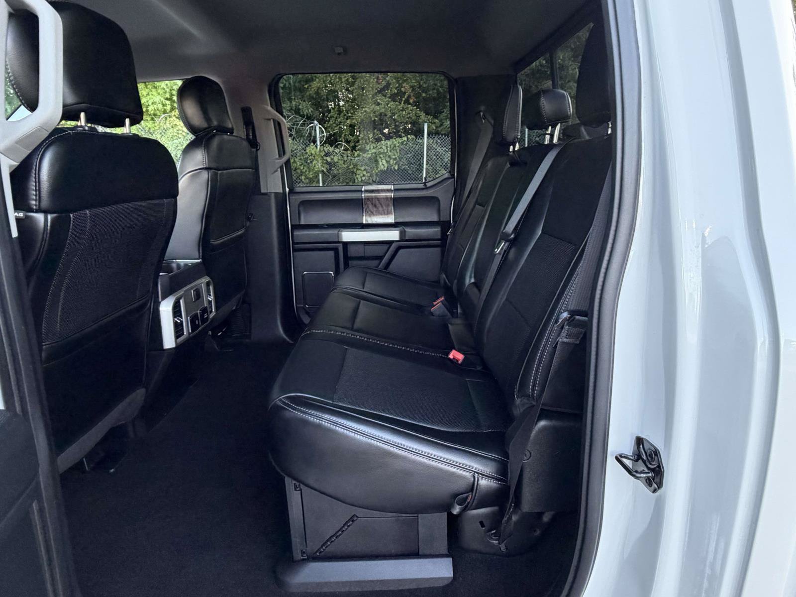 Certified 2019 Ford F250 Lariat w/ Chrome Package AWD/4WD image 24