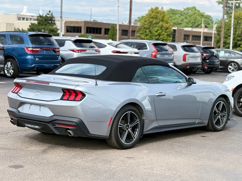 Certified 2025 Ford Mustang Convertible RWD image 33