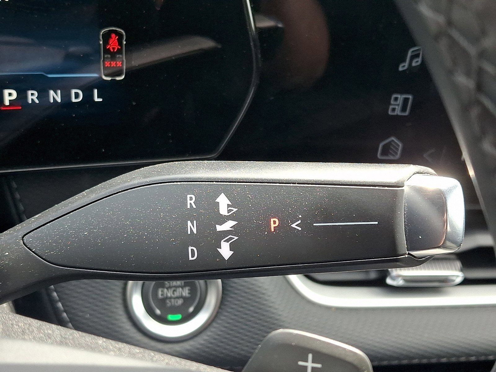 Used 2025 Chevrolet Equinox LT image 13