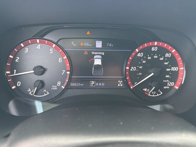 Used 2022 Nissan Frontier PRO-4X w/ Technology Package AWD/4WD image 25