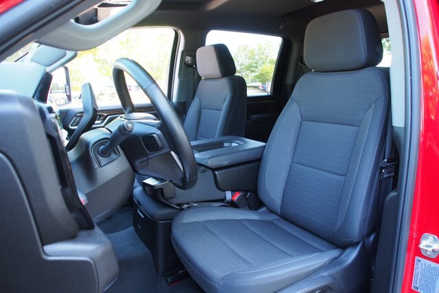 Used 2025 GMC Sierra 2500 SLE w/ Preferred Package AWD/4WD image 16