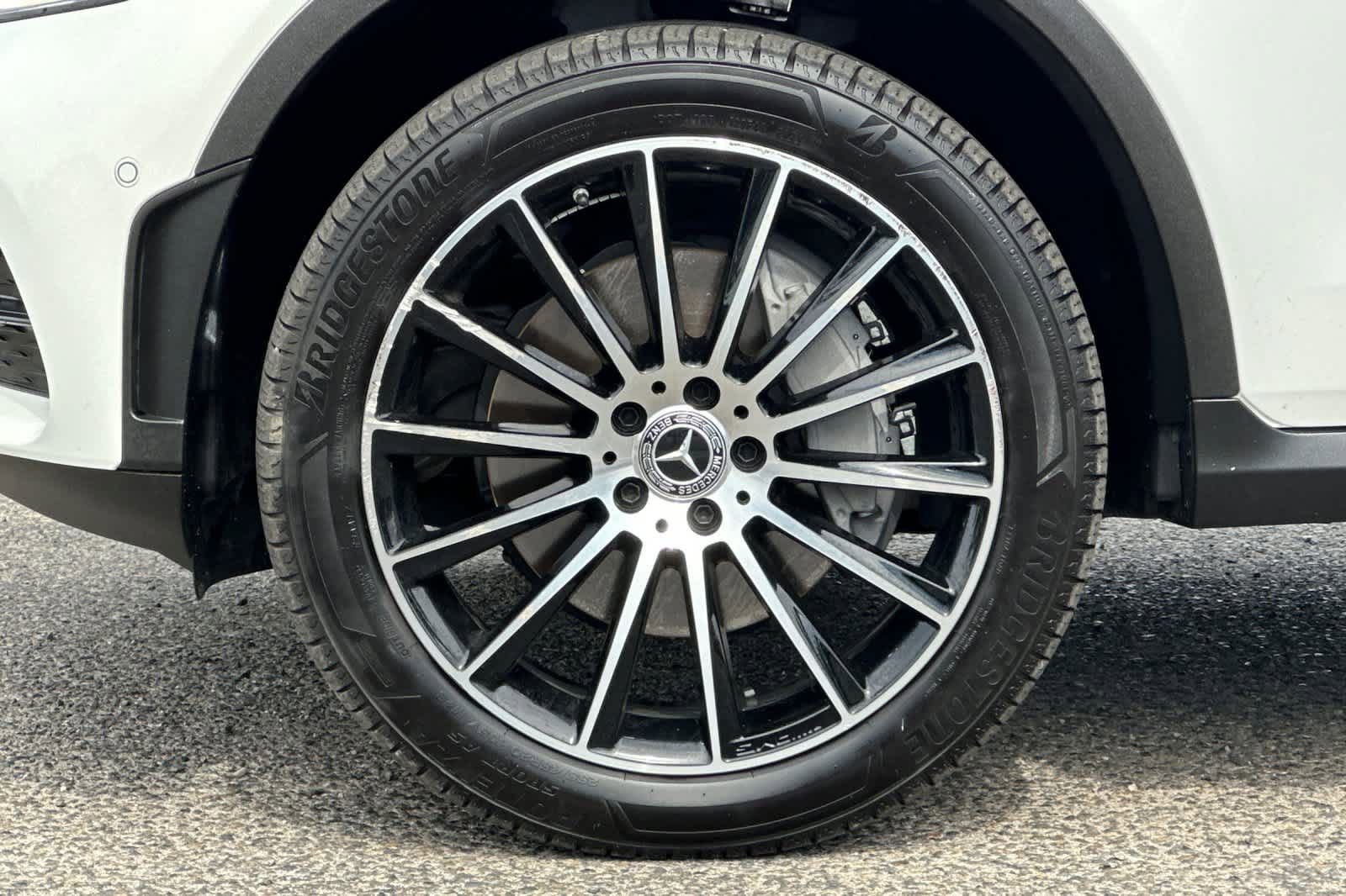 Used 2021 Mercedes-Benz GLC 300 4MATIC image 26
