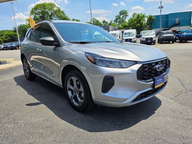Certified 2024 Ford Escape ST-Line w/ Tech Pack #1 AWD/4WD image 10