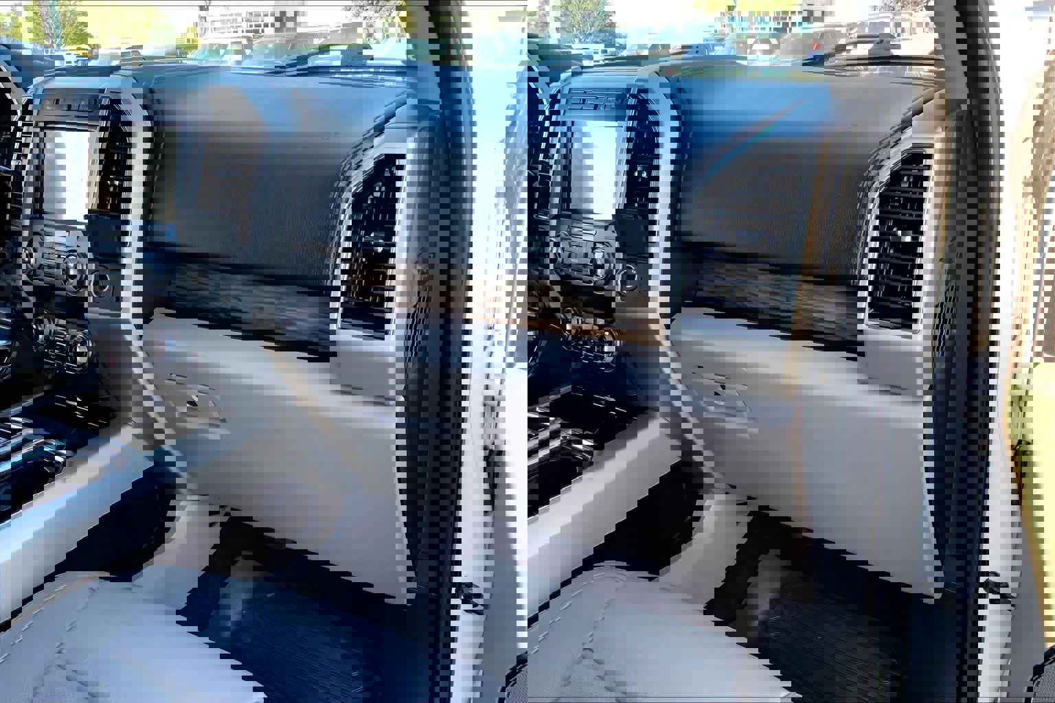 Certified 2020 Ford F150 Lariat w/ Equipment Group 502A Luxury image 17