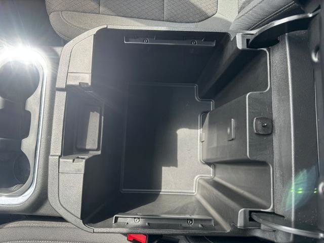 Used 2022 Chevrolet Silverado 1500 LT Trail Boss w/ Bed Protection Package AWD/4WD image 35
