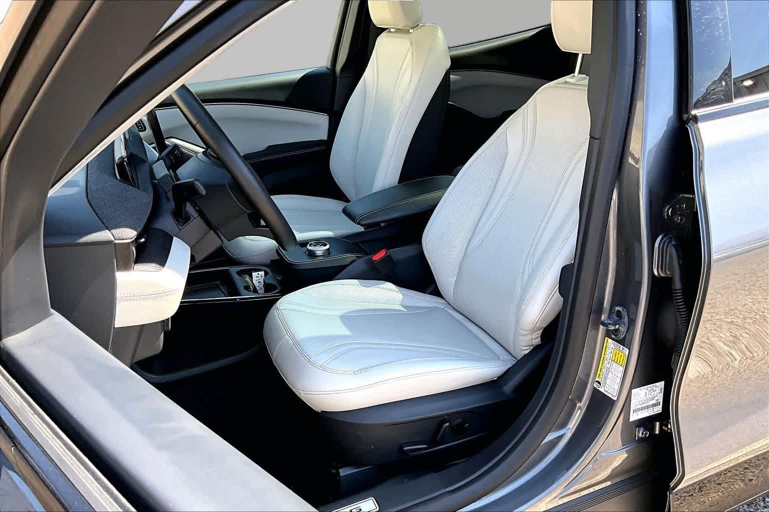 Certified 2023 Ford Mustang Mach-E Premium RWD image 7