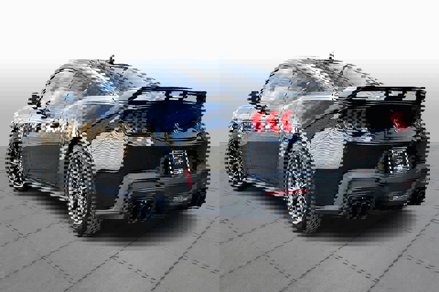 Certified 2025 Ford Mustang Dark Horse image 4