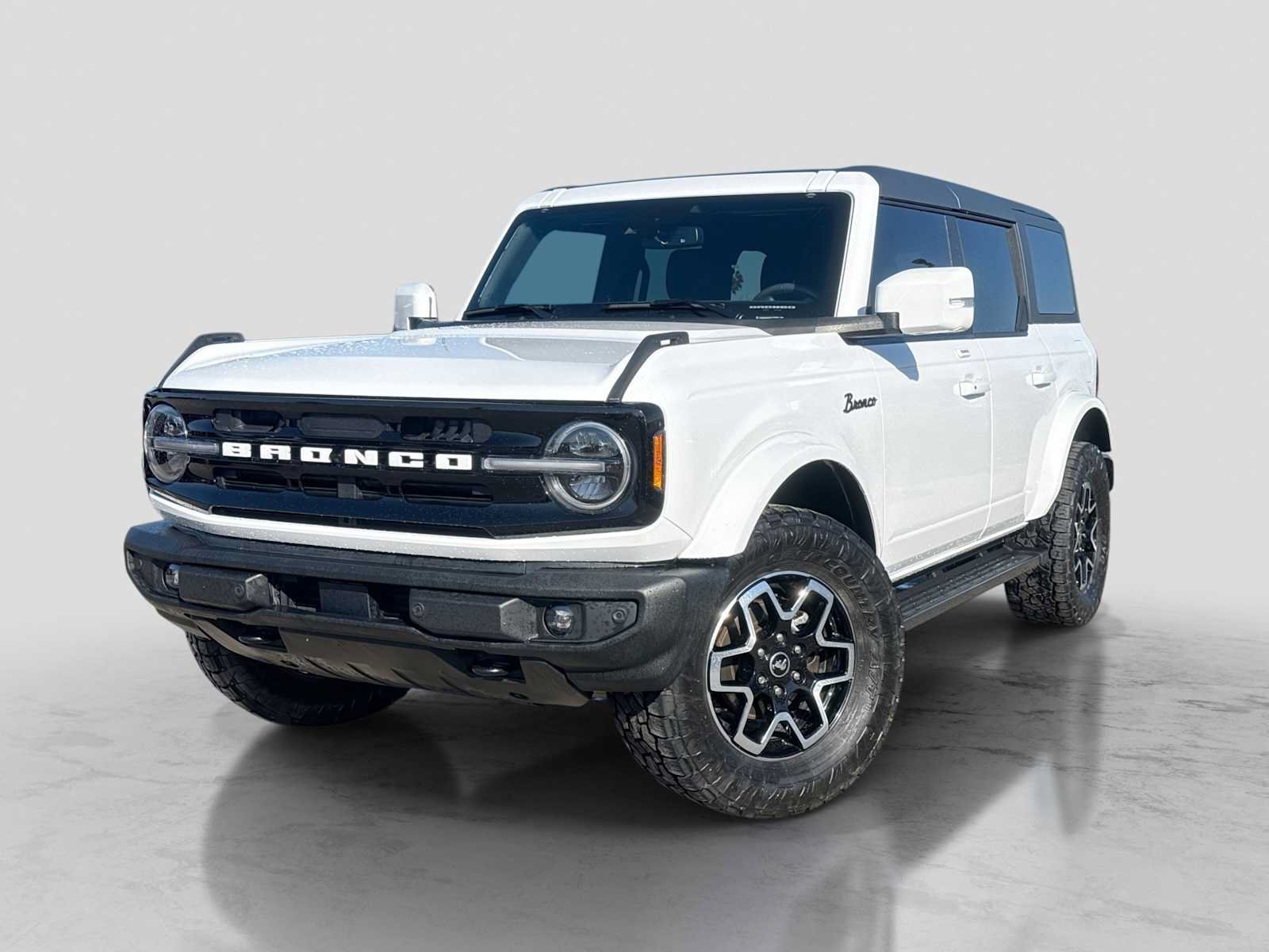 Certified 2023 Ford Bronco Outer Banks AWD/4WD image 1