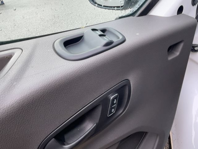 Certified 2022 Ford Transit 350 DRW RWD image 12