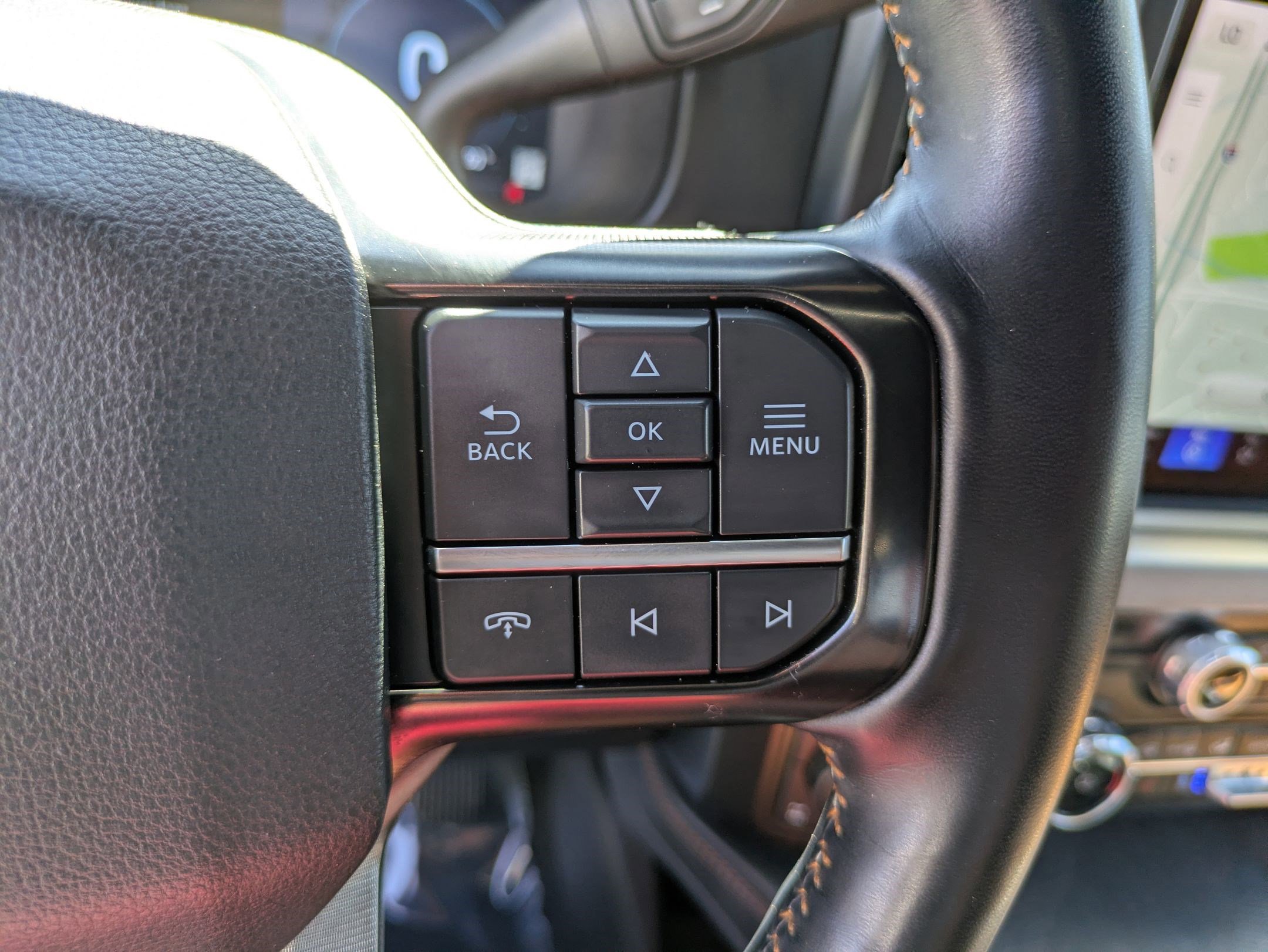 Certified 2023 Ford F250 Platinum w/ FX4 Off-Road Package AWD/4WD image 20