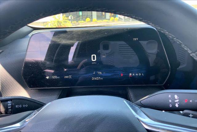Used 2026 Chevrolet Equinox LT AWD/4WD image 25