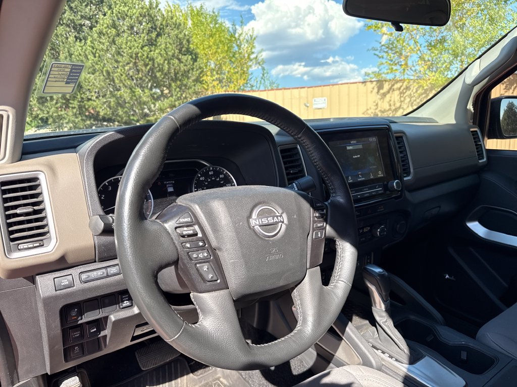 Used 2024 Nissan Frontier SV w/ Technology Package AWD/4WD image 12