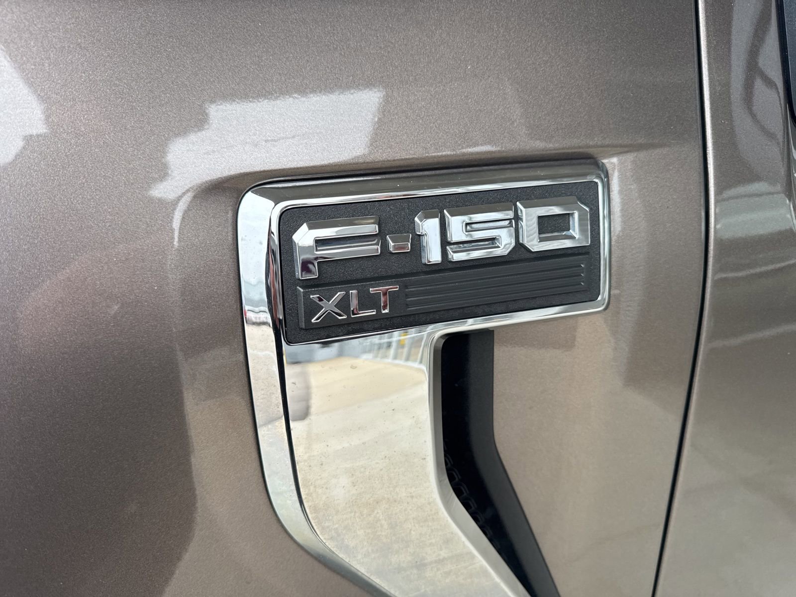 Certified 2021 Ford F150 XLT w/ Equipment Group 302A High image 14