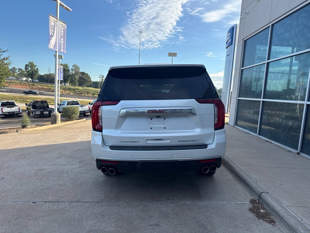 Used 2023 GMC Yukon XL Denali w/ Max Trailering Package AWD/4WD image 6