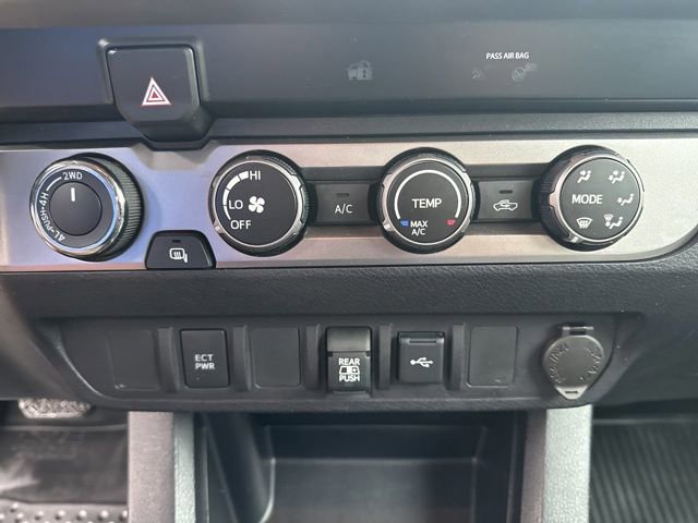 Used 2020 Toyota Tacoma SR5 image 17