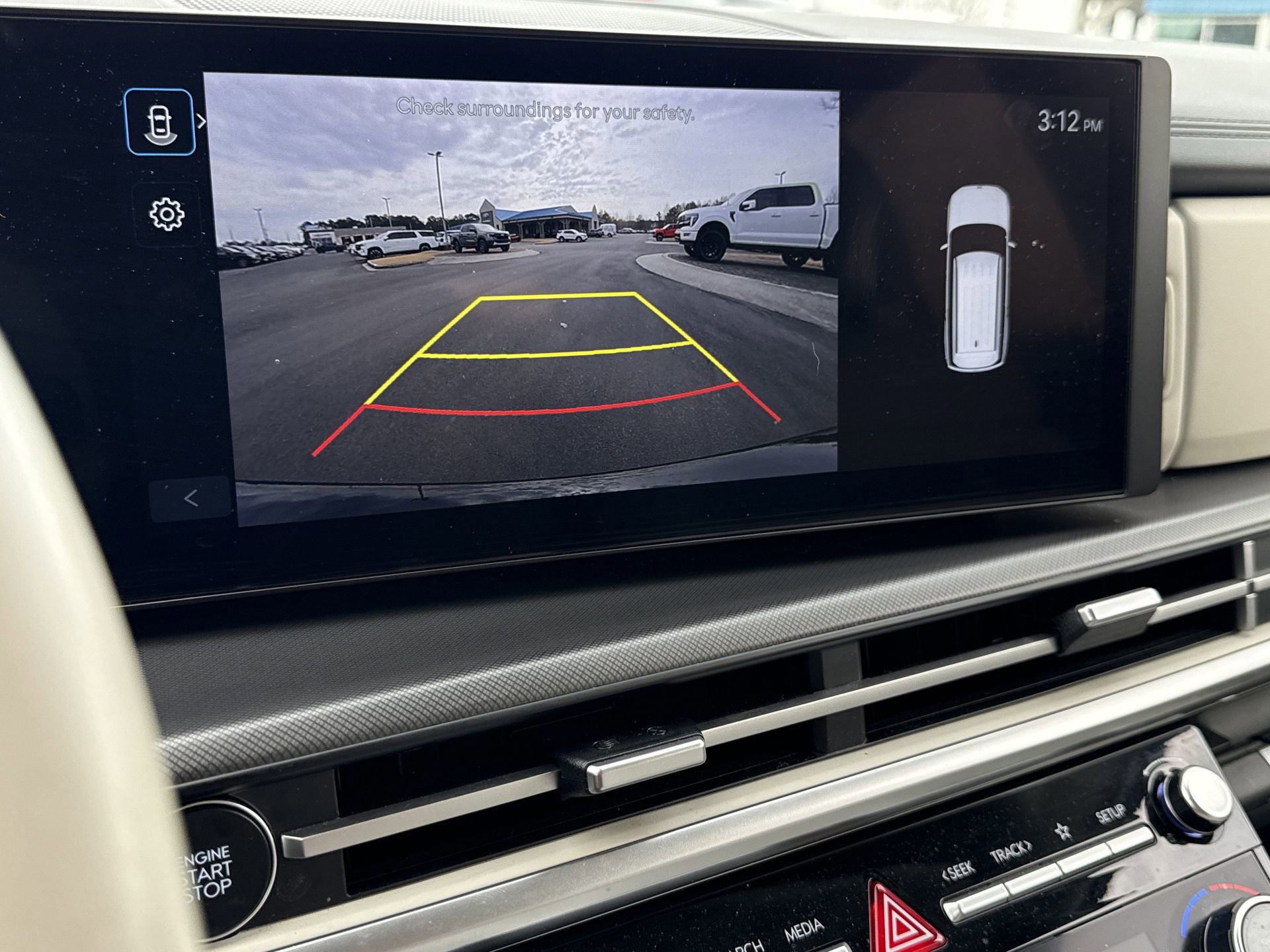 Used 2025 Hyundai Santa Fe SEL image 10